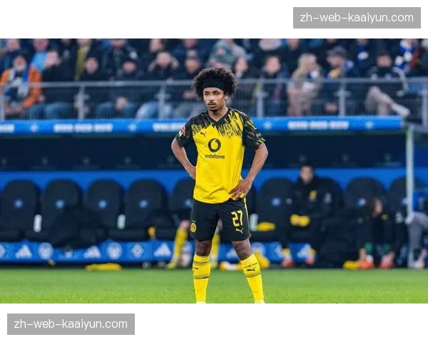 多特蒙德阿德耶米黄牌停赛，锋线轮换深度受考验